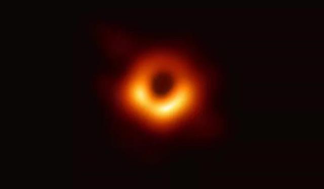 人类首张黑洞照片揭开面纱 黑洞照片是怎么拍摄的？